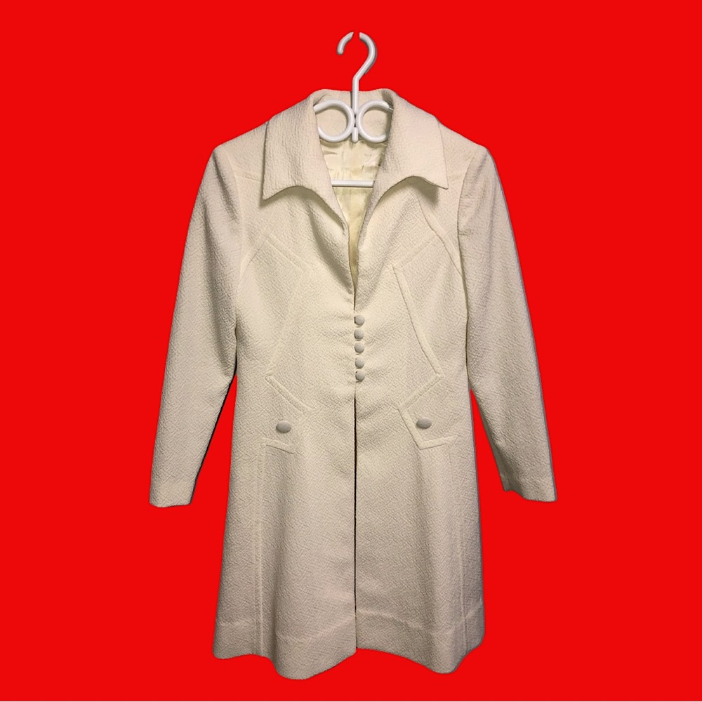 Vintage 60’s unique white coat